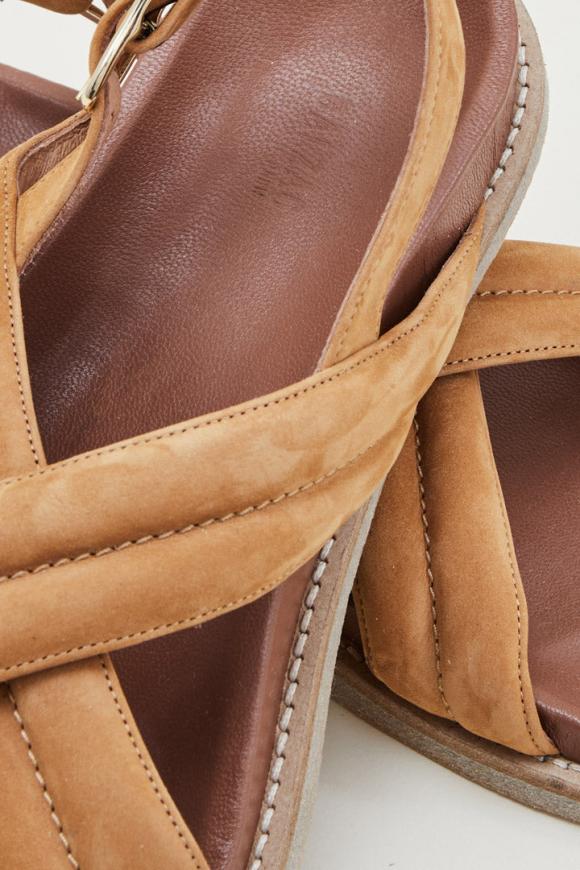 Gatewaygarbs.shop60fbb06047 4