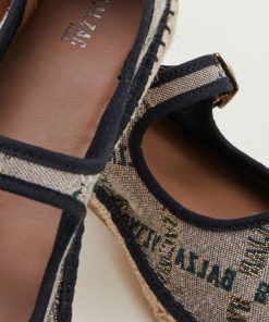 Gatewaygarbs.shopb2b16ef185 2